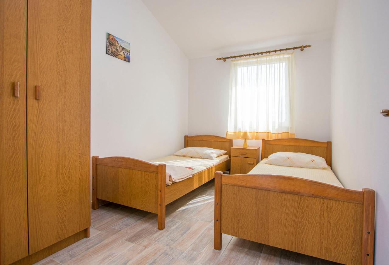 Apartments Ilona Рогозница Экстерьер фото